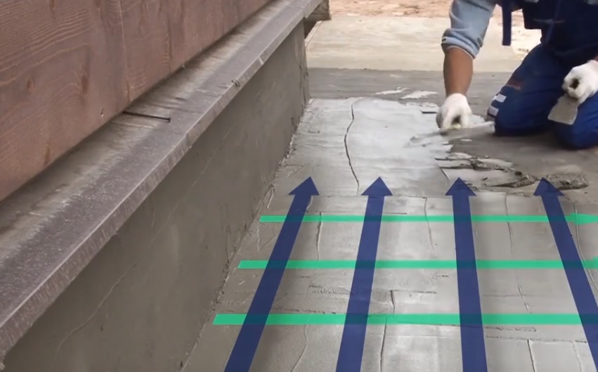 нанесение гидроизоляции.jpg