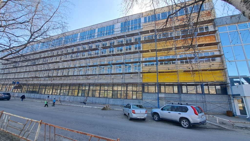 ТЦ снаружи.jpeg ТЦ снаружи.jpeg