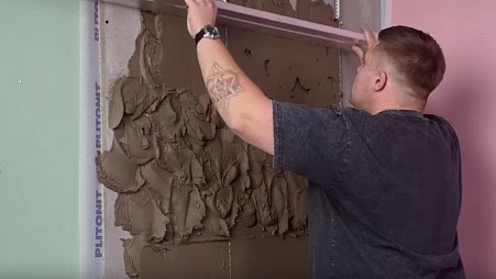 Как правильно наносить цементную штукатурку?